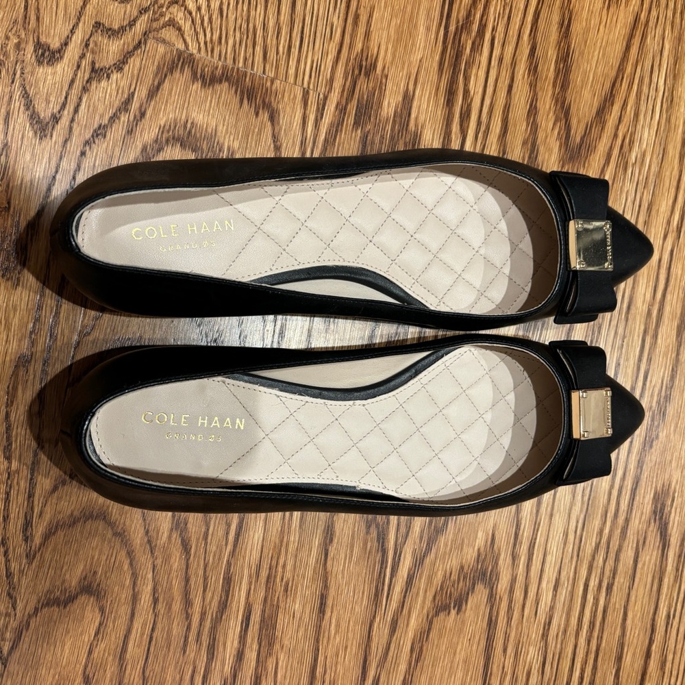Worn once, Cole Haan Tali Bow Pointed Toe Black Flats, 8.5,